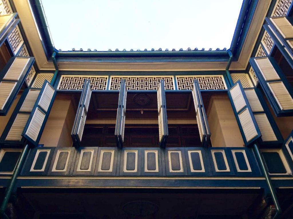 J Hotel Medan Exterior photo