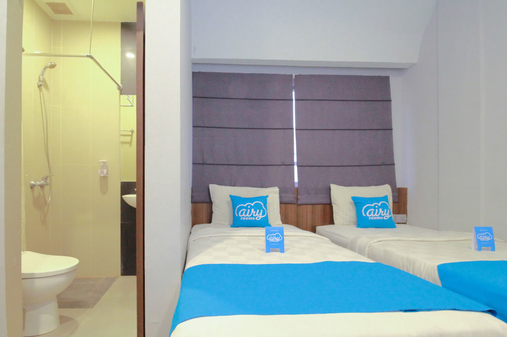 J Hotel Medan Exterior photo