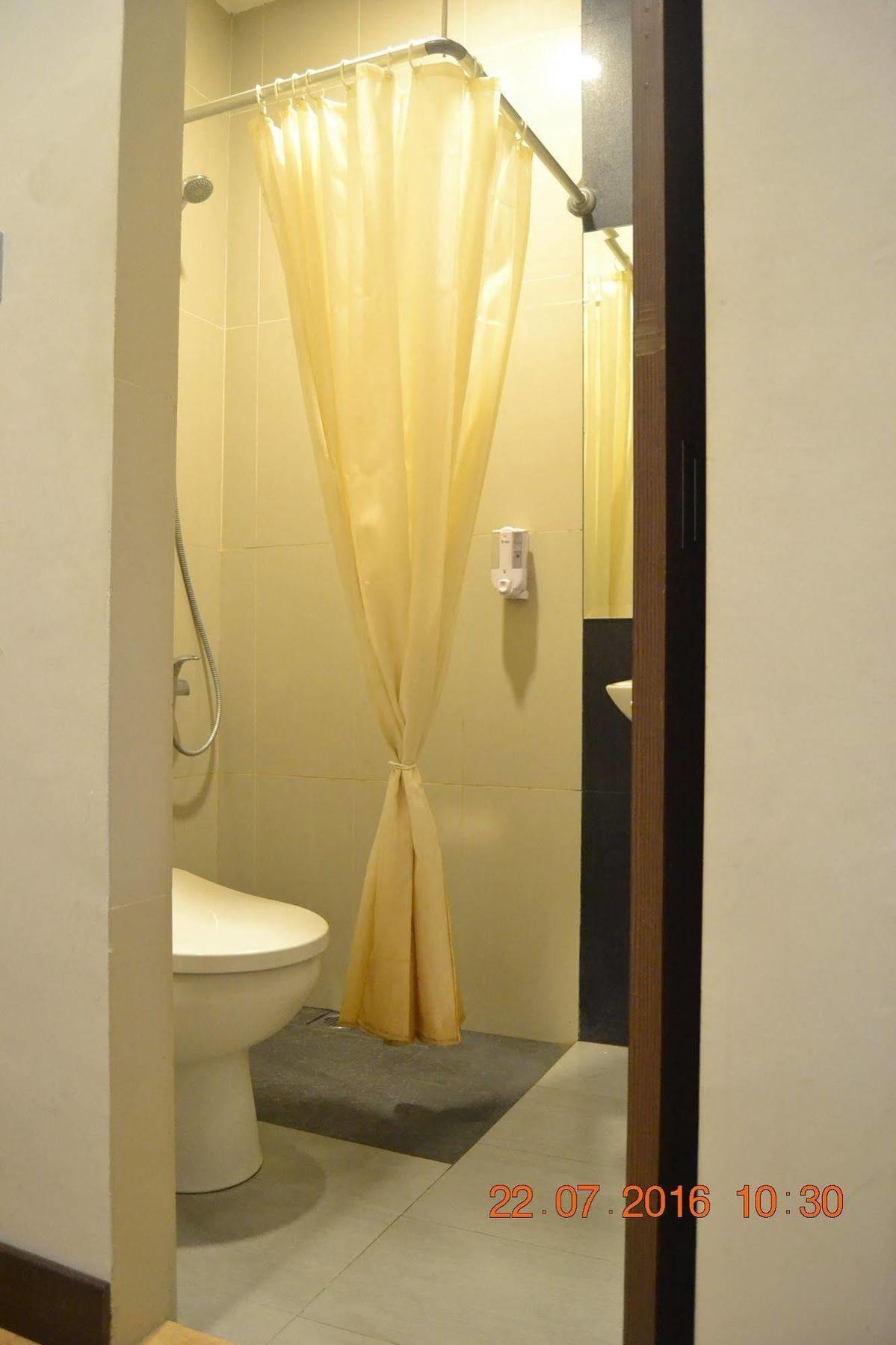 J Hotel Medan Exterior photo
